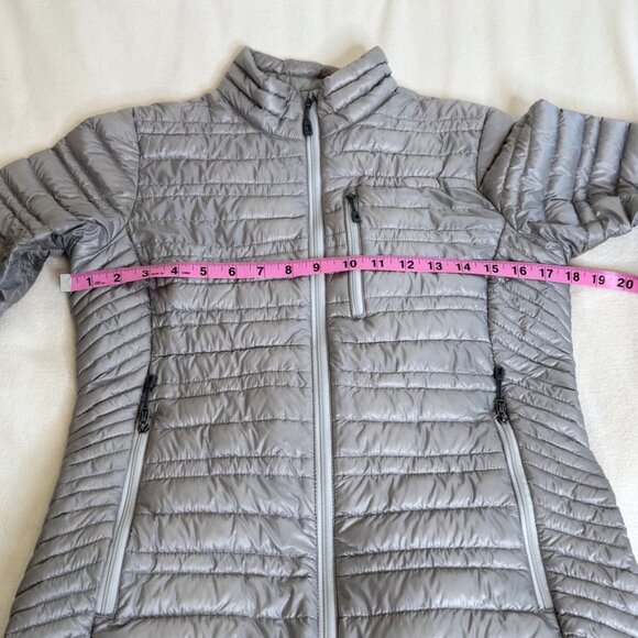 Patagonia Ultralight Down Jacket – Women’s XS – Silver Gray - Picture 12 of 14